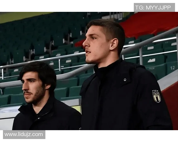 足球明星与狗仔队的追逐战揭秘背后的故事与真相